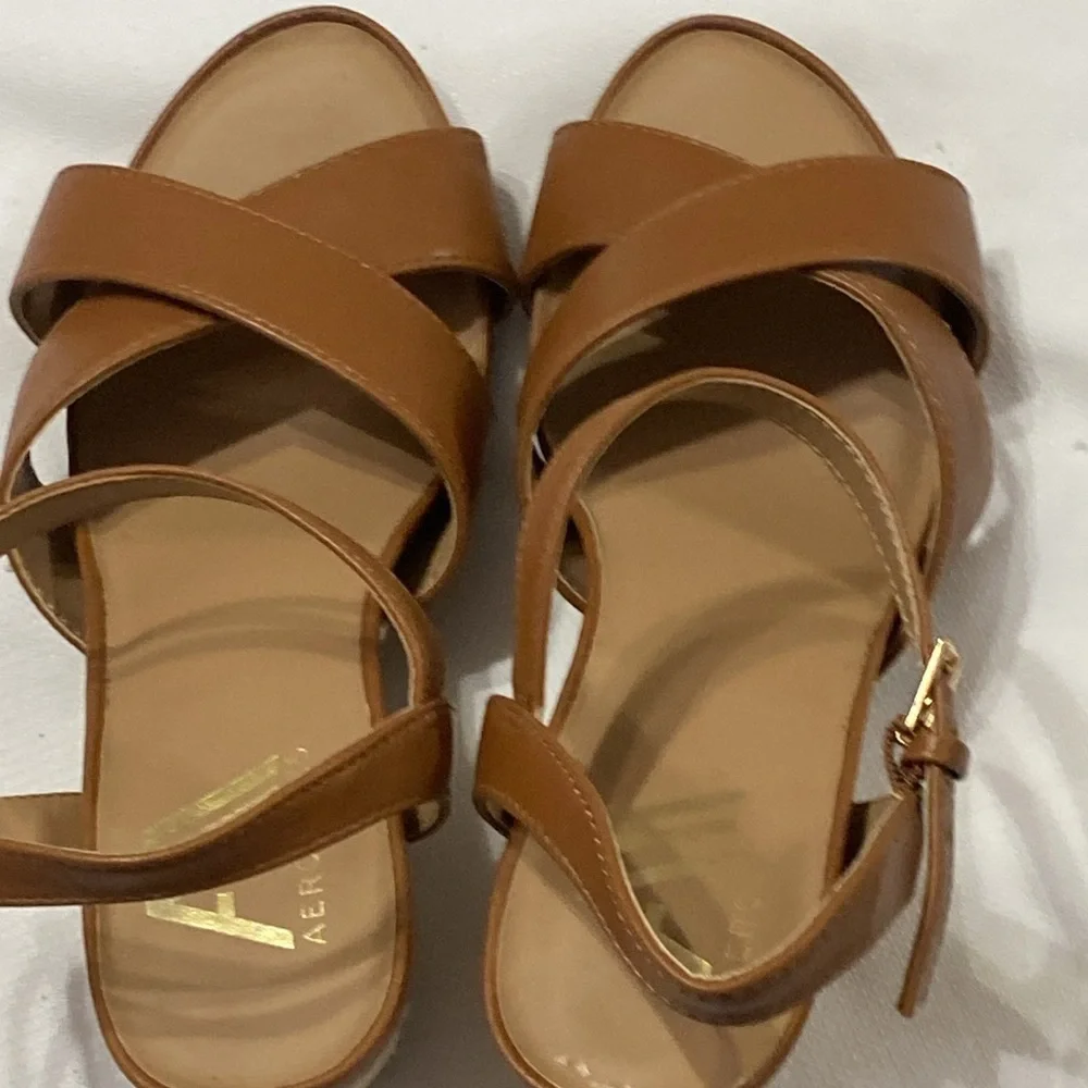 AEROSOLES Brown Leather Like Sandals with Ankle‎ Strap size 7.5 WEDGE ESPADRILLE